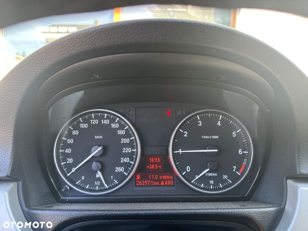 BMW Seria 3 318i - 10