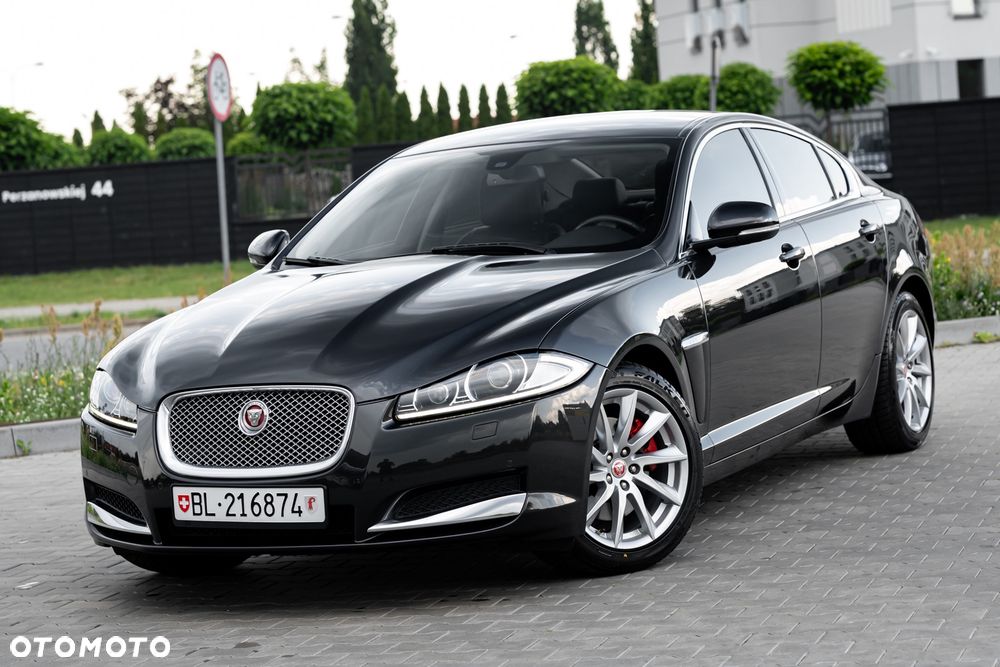 Jaguar XF 2.2 - 1