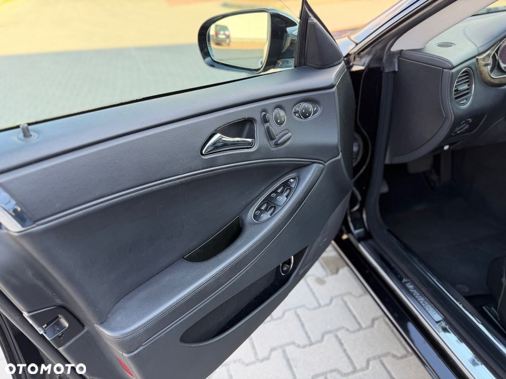 Mercedes-Benz CLS - 19