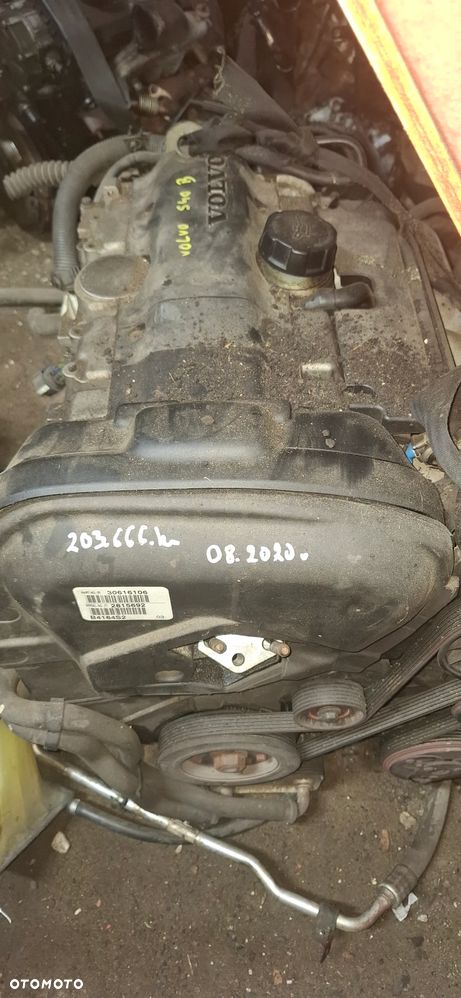 VOLVO V40 S40 1.8 16V 99-04 SILNIK B4184S2 - 1