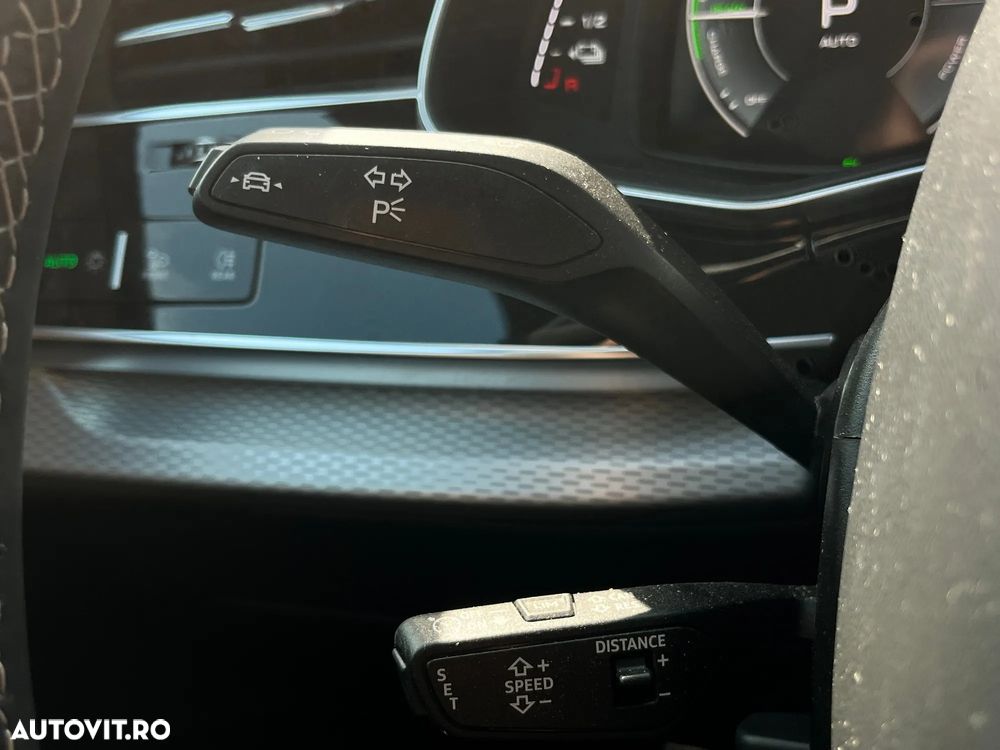 Audi Q8 - 18