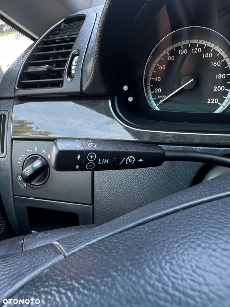 Mercedes-Benz Viano - 27