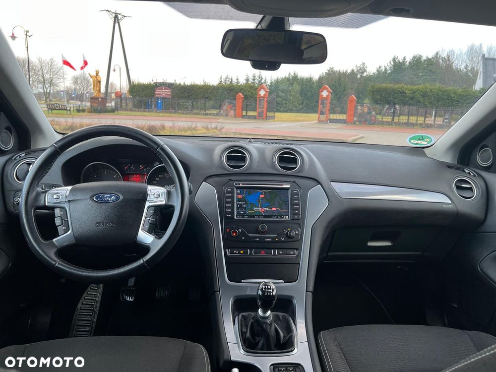 Ford Mondeo 2.0 TDCi Champions Edition - 9