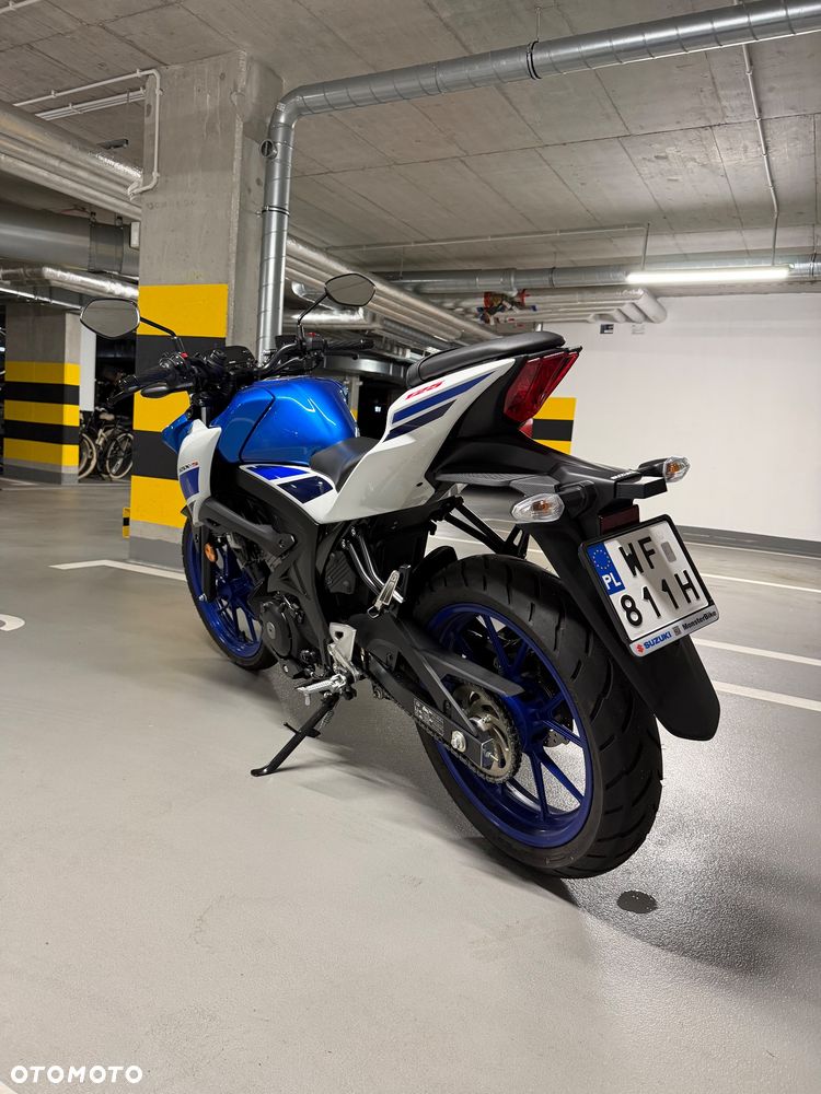 Suzuki GSX - 4