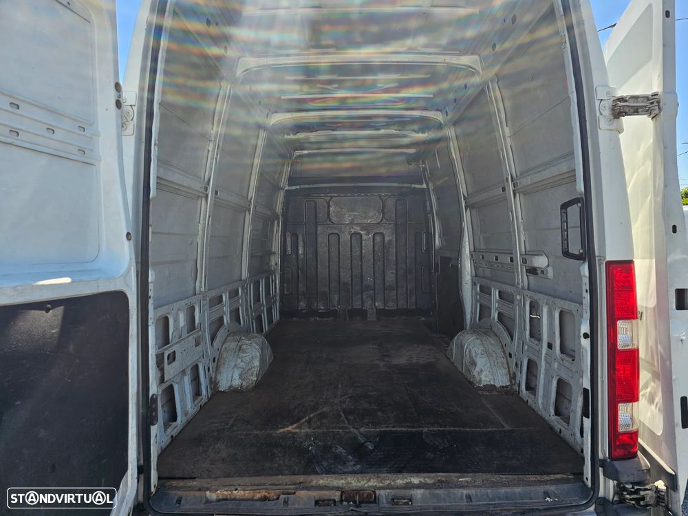 Iveco DAILY - 8