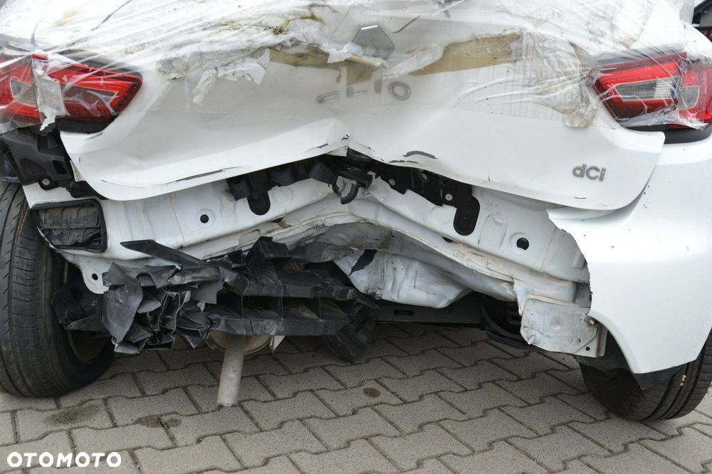 Renault Clio - 13