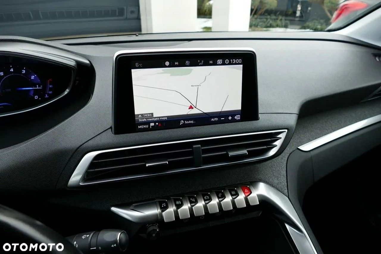 Peugeot 3008 1.2 PureTech Allure S&S - 25