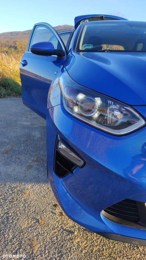 Kia Ceed SW 1.6 CRDi DCT Platinum Edition - 19