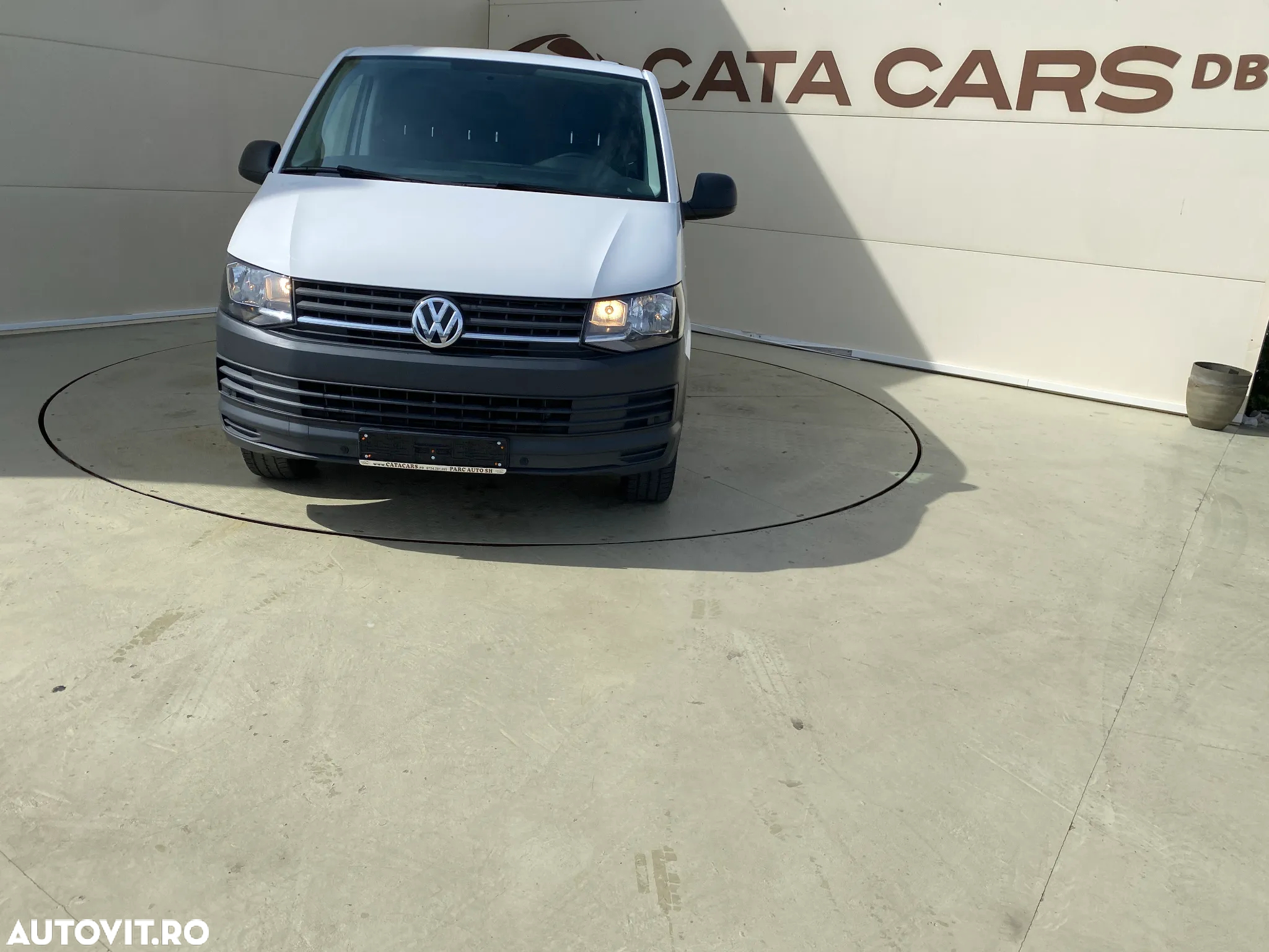 Volkswagen Transporter 2.0TDI 2CULISANTE - 2