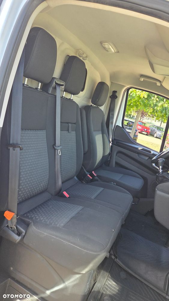 Ford TRANSIT CUSTOM - 27