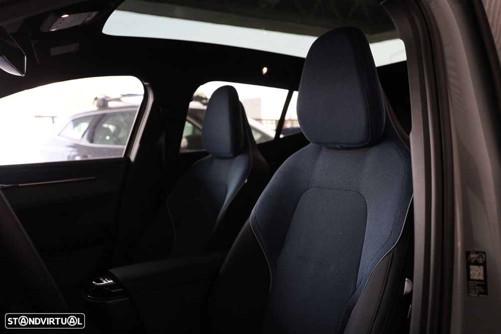 Volvo EX30 69 kWh Single Motor Extended Range Ultra - 8