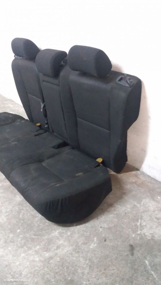 Estofos De Trás Toyota Avensis (_T25_) - 5