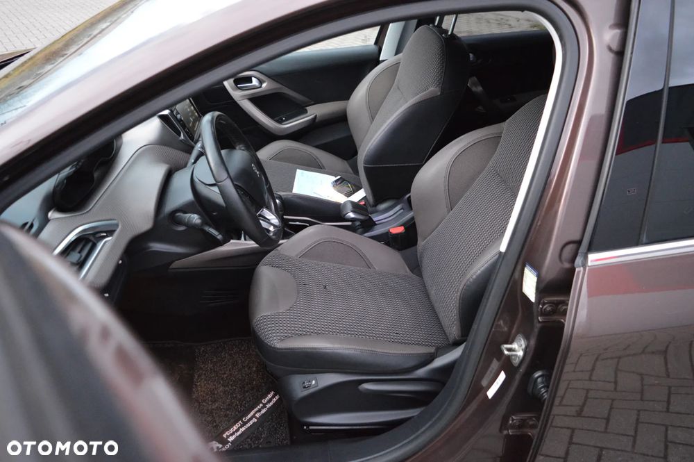 Peugeot 2008 120 VTI Business-Line - 23