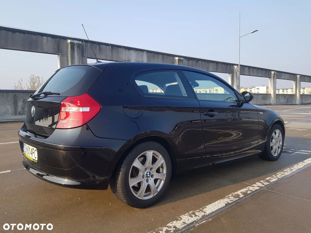 BMW Seria 1 116i - 13