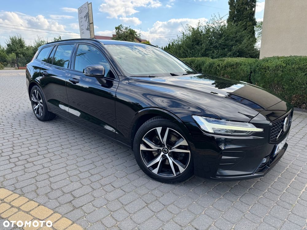 Volvo V60 B3 B Plus Dark - 3