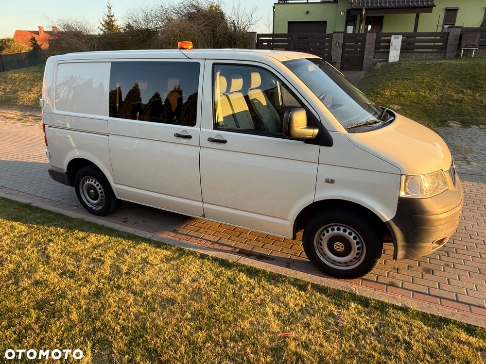 Volkswagen Transporter Caravelle - 4