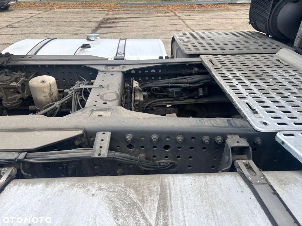 Iveco AS440S48 T/P - 6