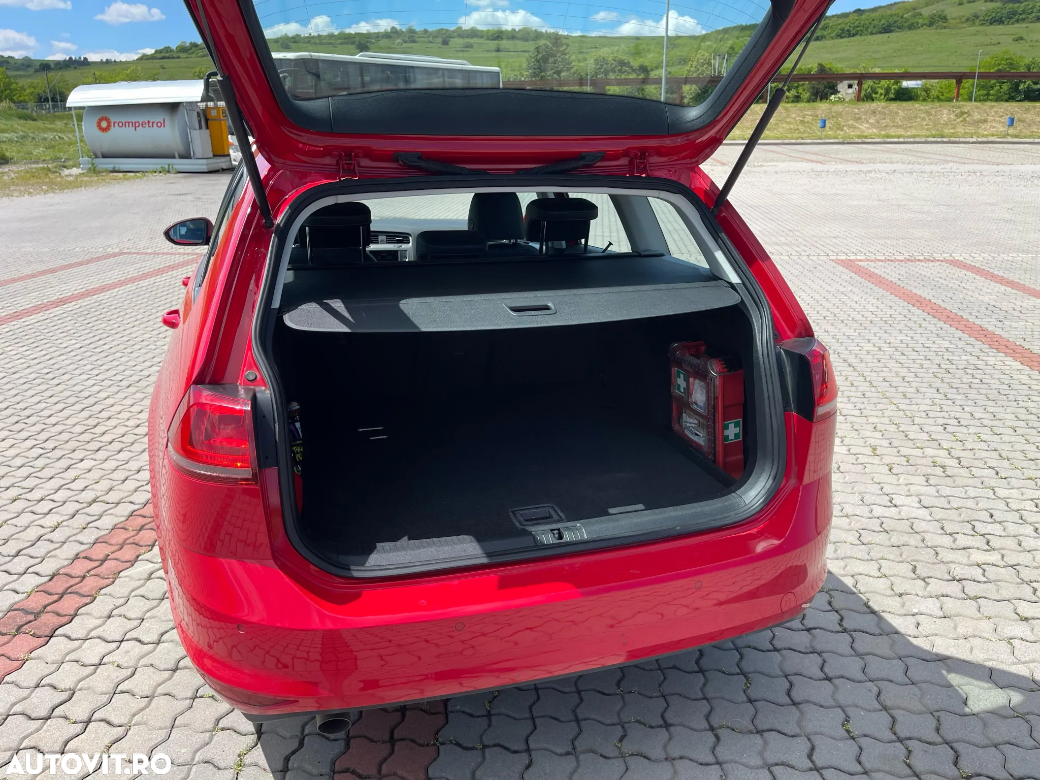 Volkswagen Golf 1.6 TDI BlueMotion Technology DSG Comfortline - 20