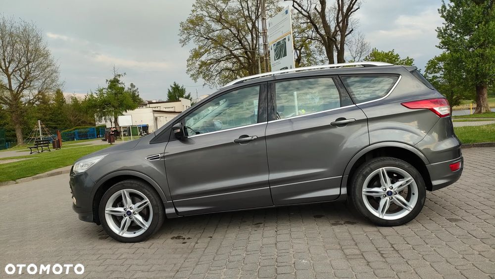 Ford Kuga 2.0 TDCi 4x4 Titanium - 16