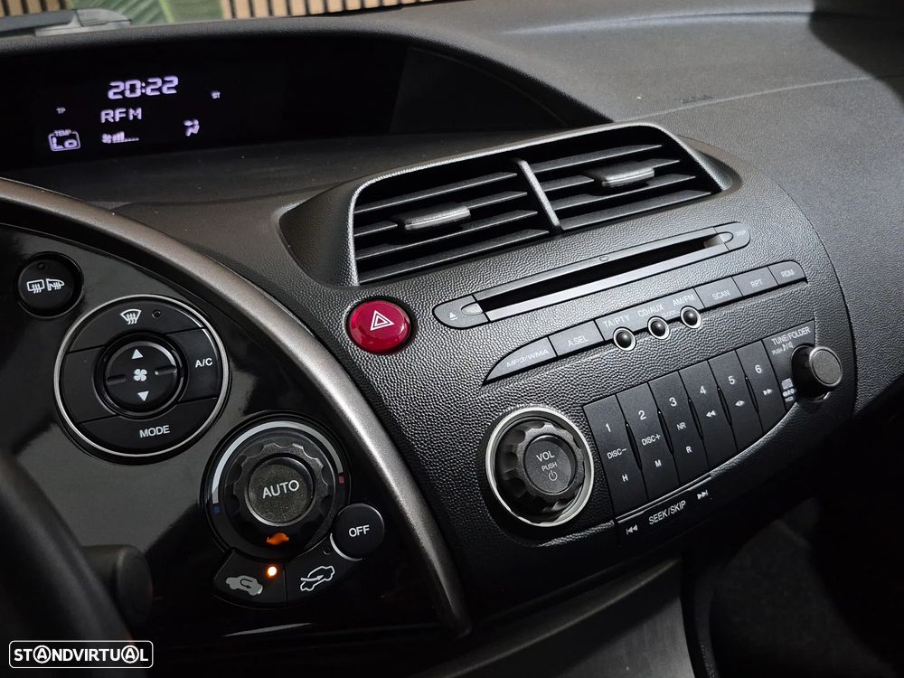 Honda Civic 1.4 Sport - 13