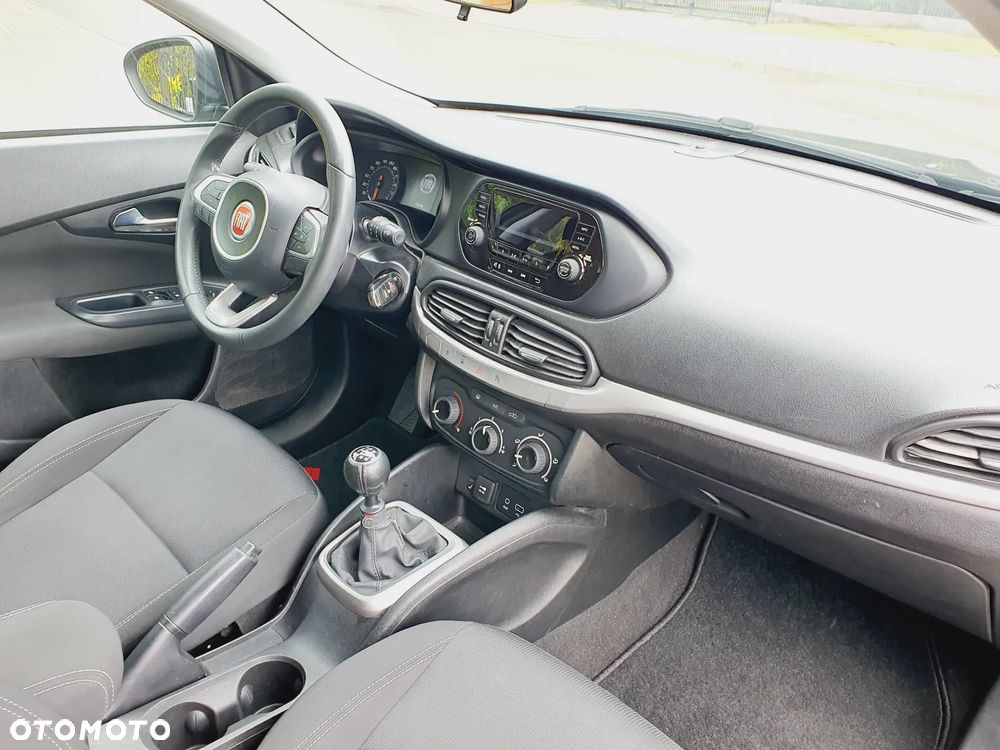 Fiat Tipo 1.4 16V More - 30