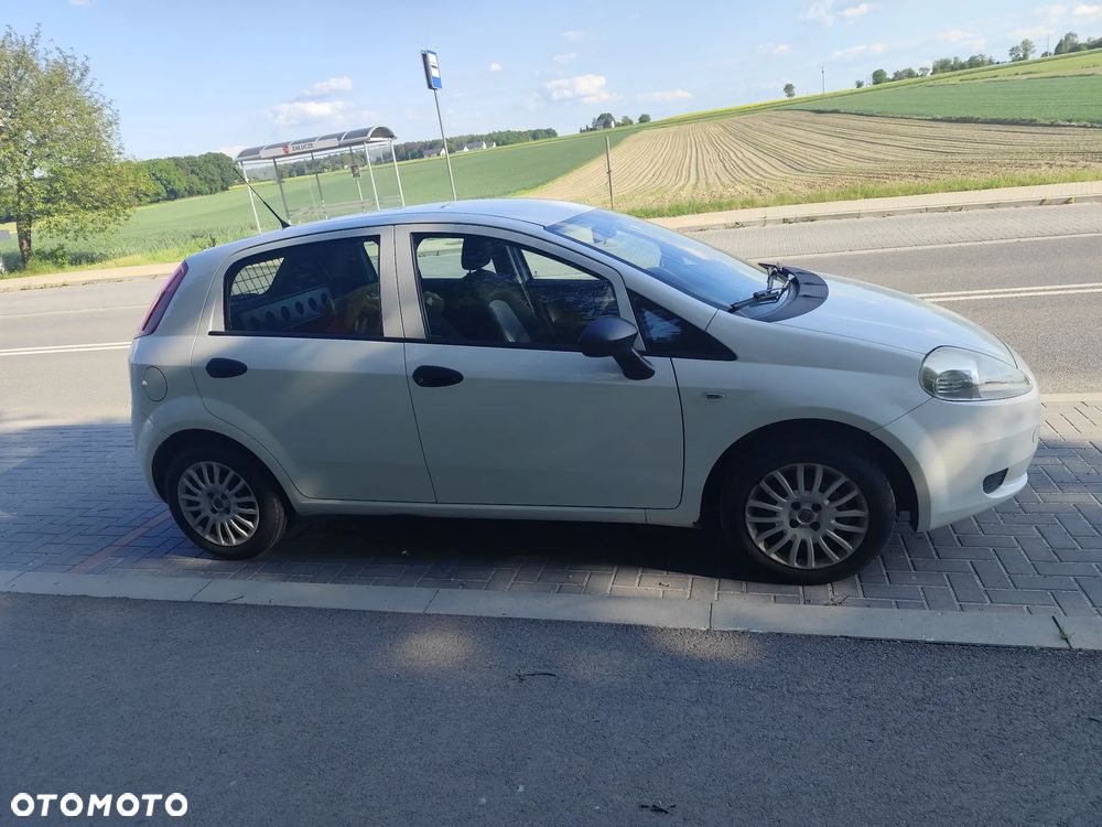 Fiat Grande Punto - 5