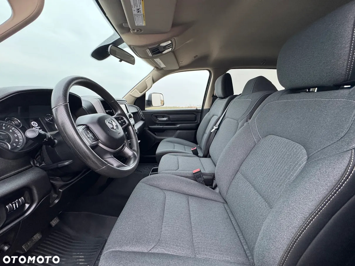 Dodge RAM 1500 5.7 4x4 - 22