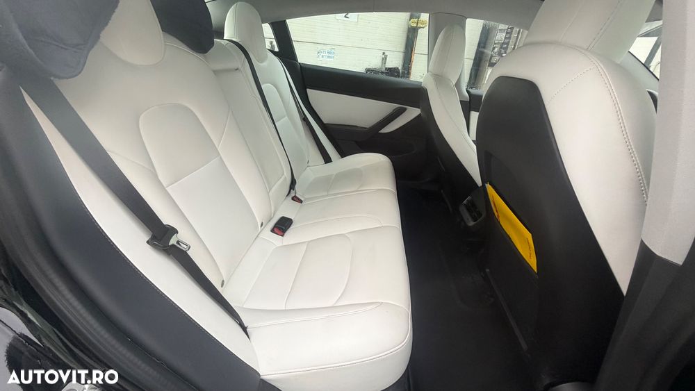 Tesla Model 3 Langstreckenbatterie Allradantrieb Dual Motor - 15