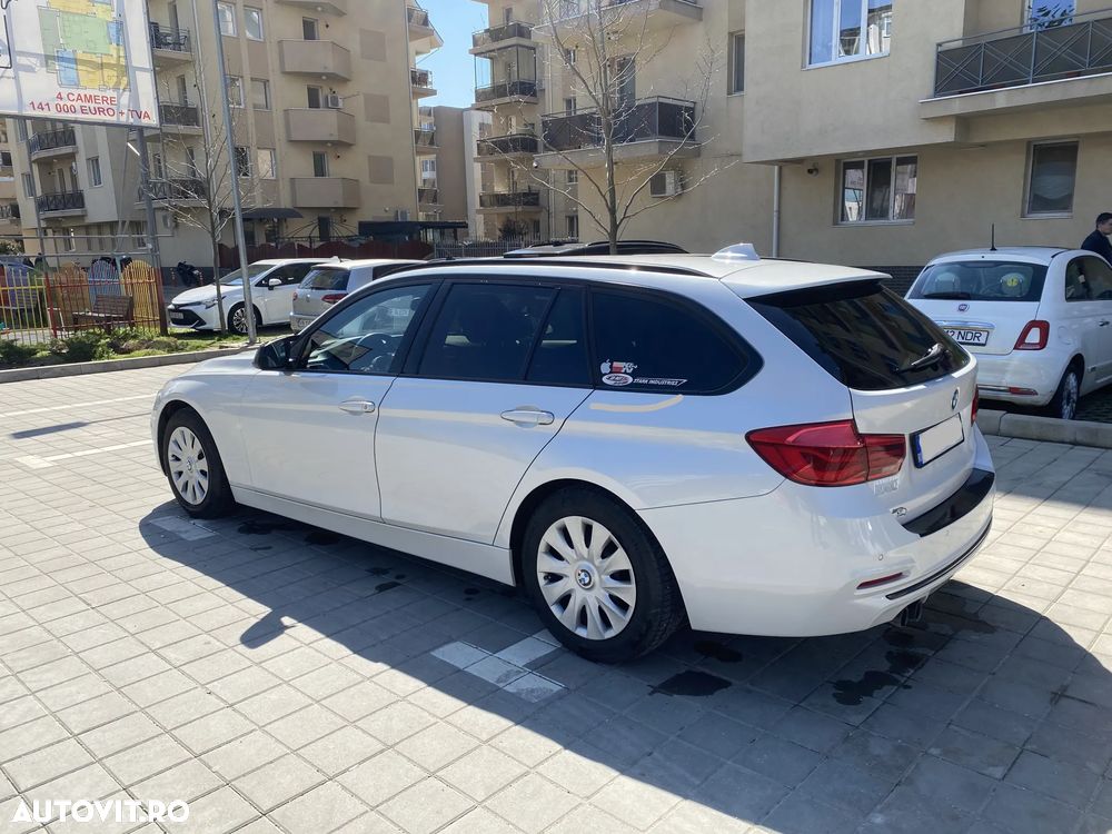 BMW Seria 3 320d Aut. Sport Line - 2