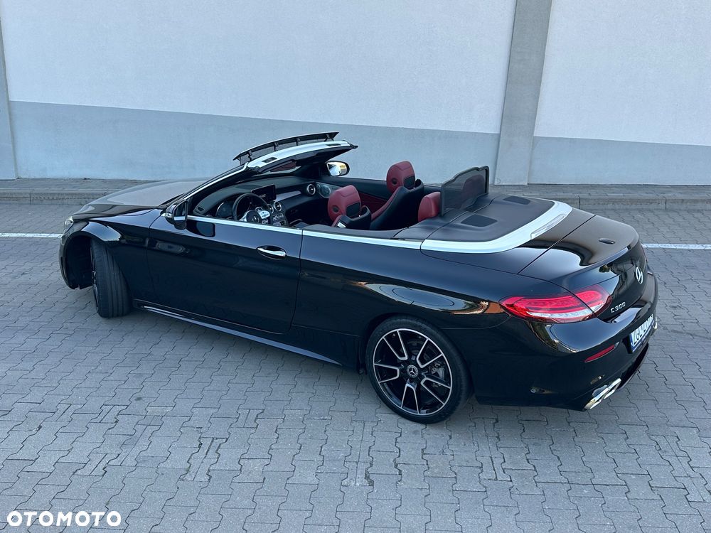 Mercedes-Benz Klasa C 300 9G-TRONIC - 4