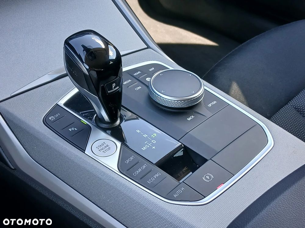 BMW Seria 3 320d xDrive MHEV Advantage sport - 29