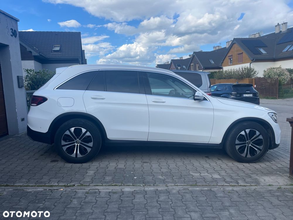 Mercedes-Benz GLC 200 d 4-Matic Business Edition - 4