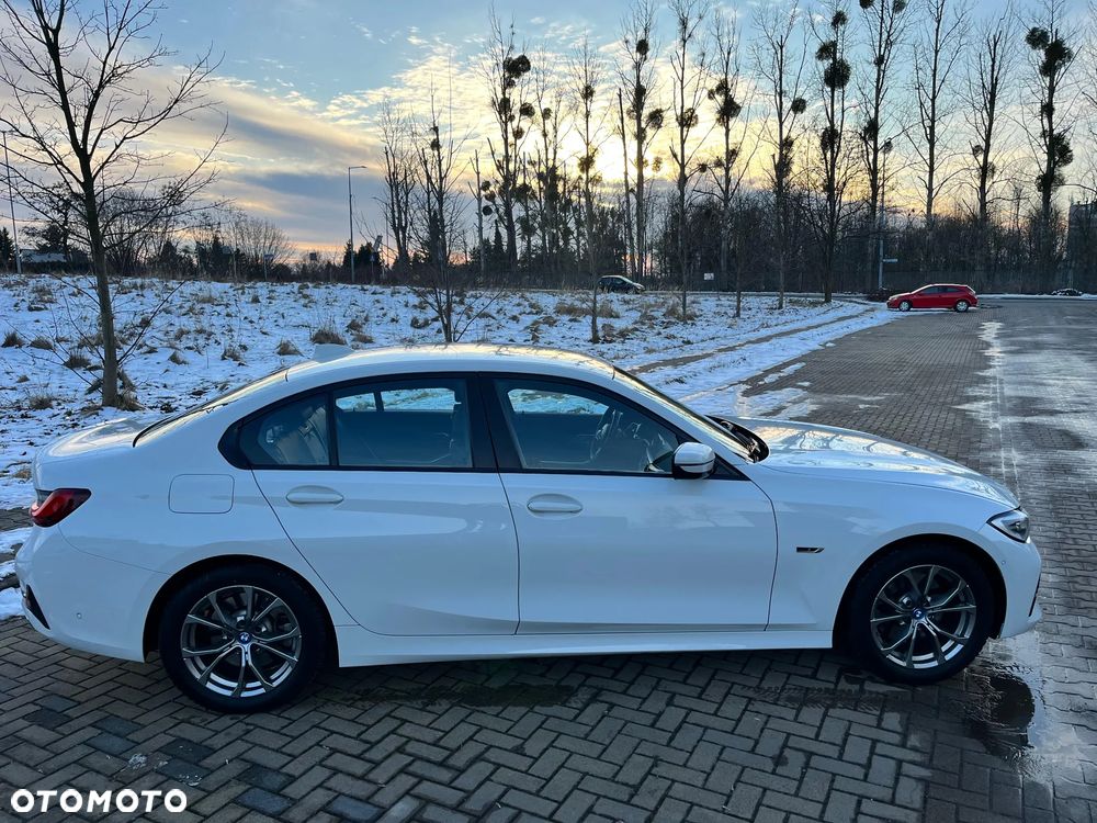 BMW Seria 3 320e - 1