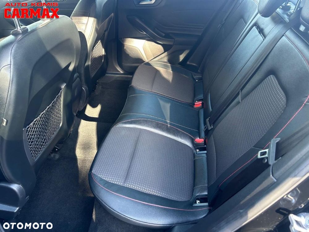 Ford Focus 1.5 EcoBlue Start-Stopp-System ST-LINE STYLE - 31