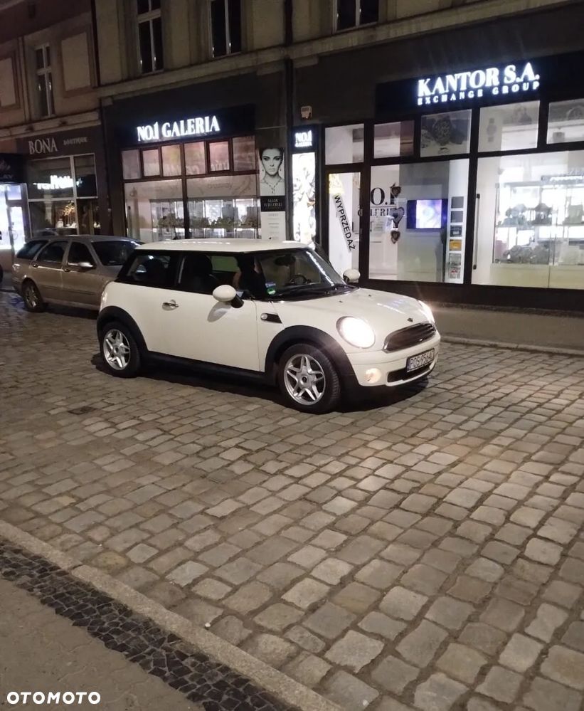 MINI ONE Standard - 3