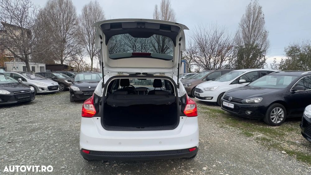 Ford Focus 1.0 EcoBoost Start Stop Titanium - 19