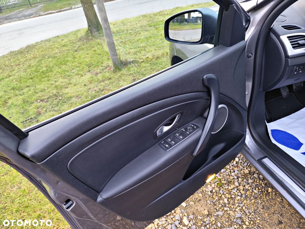 Renault Megane dCi 160 FAP Luxe - 24