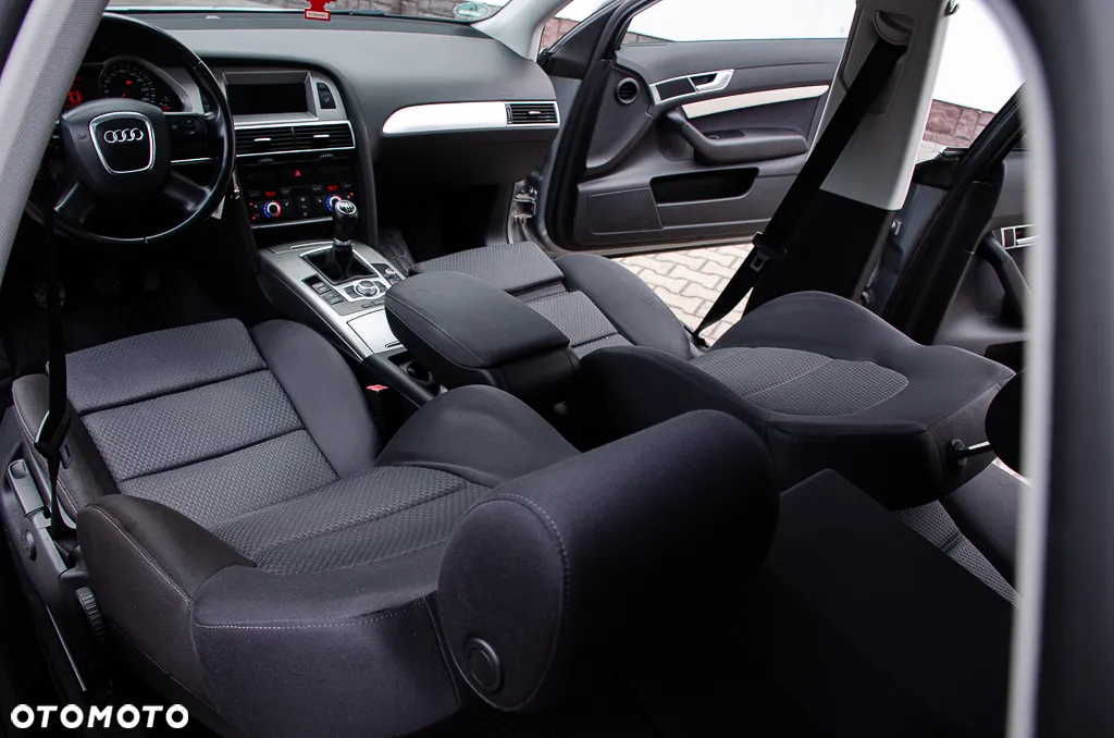 Audi A6 Avant 2.4 - 31