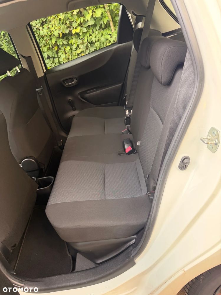 Toyota Yaris - 28