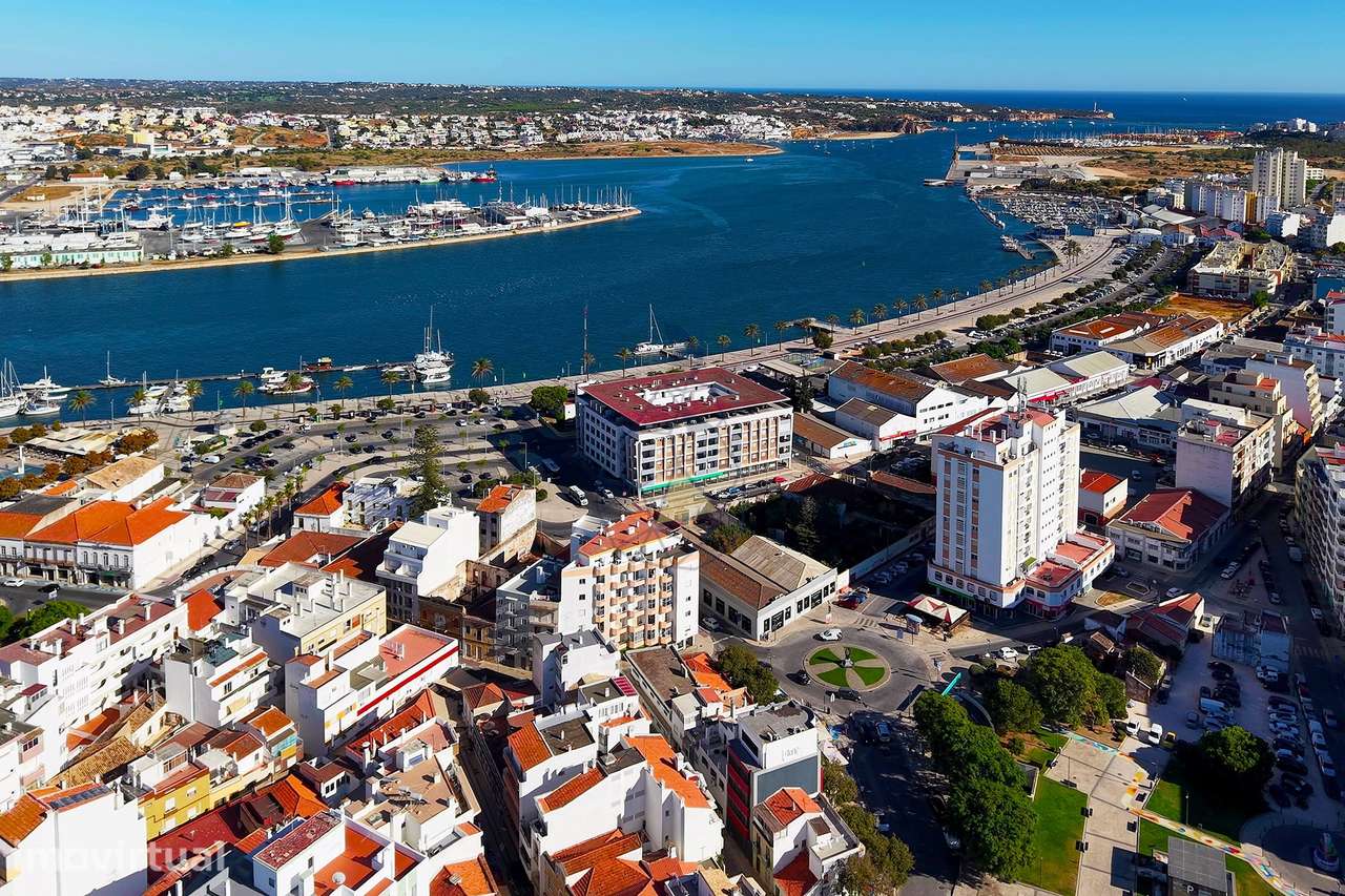 Viva o Encanto da Cidade Antiga - Apartamento com Tetos Altos e Muito - Grande imagem: 4/56