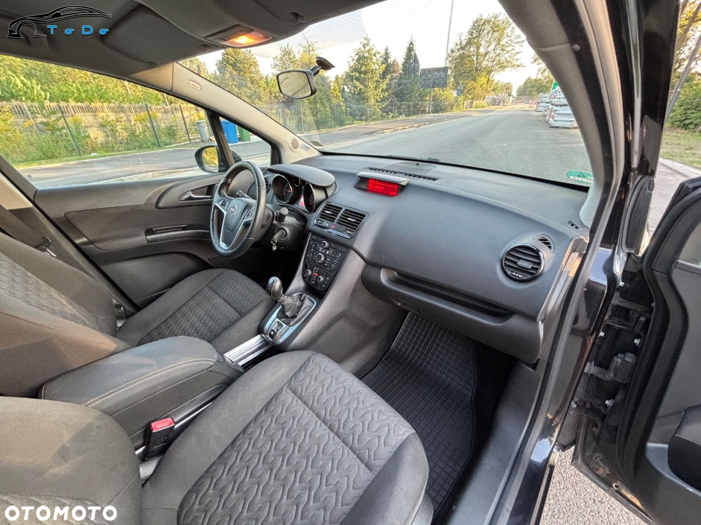 Opel Meriva 1.4 T Design Edition S&S - 29