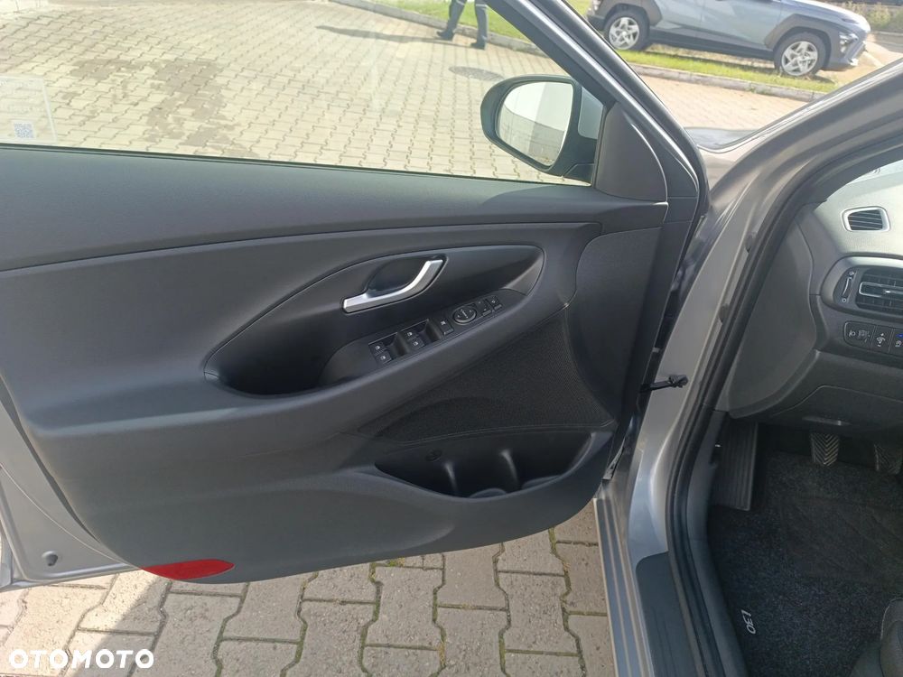 Hyundai i30 1.5 T-GDI 48V Smart - 10