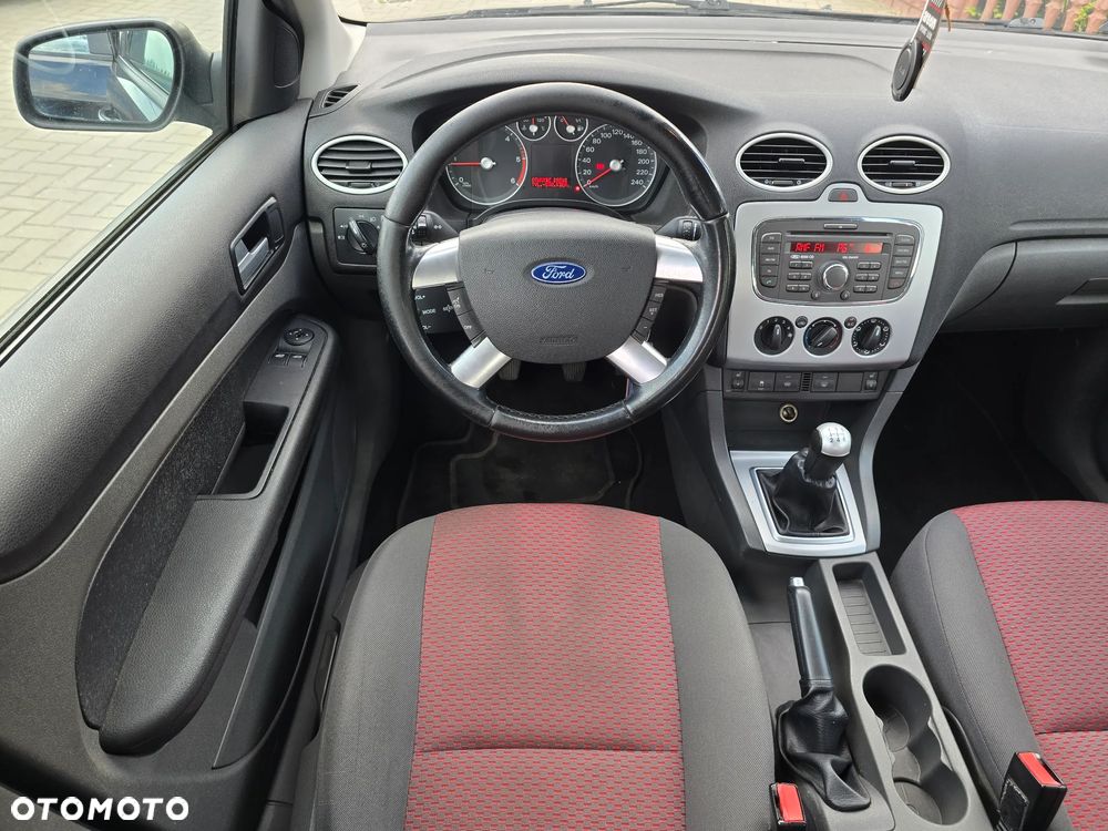 Ford Focus - 7