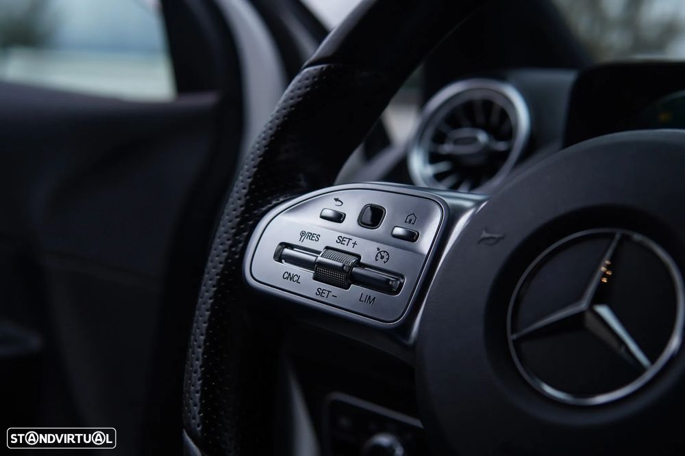 Mercedes-Benz GLA 200 d 8G-DCT AMG Line - 51