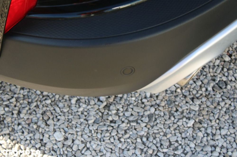 Ford Kuga - 12