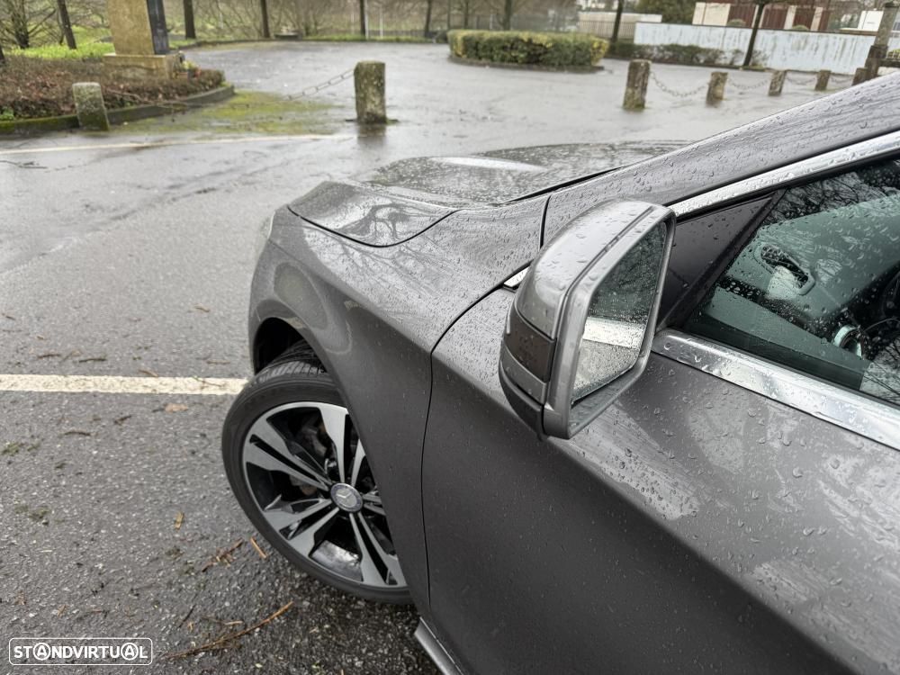 Mercedes-Benz CLA 180 d Shooting Brake Urban Aut. - 17