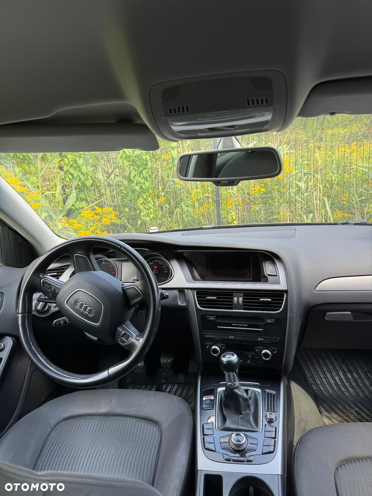 Audi A4 Avant 2.0 TDI e DPF S line Sportpaket - 28