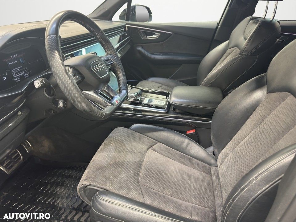 Audi Q7 - 11