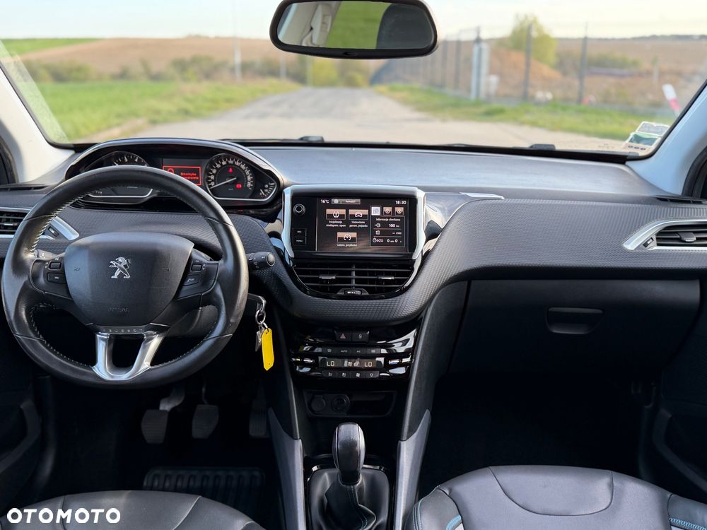 Peugeot 2008 PureTech 110 Stop&Start Crossway - 15