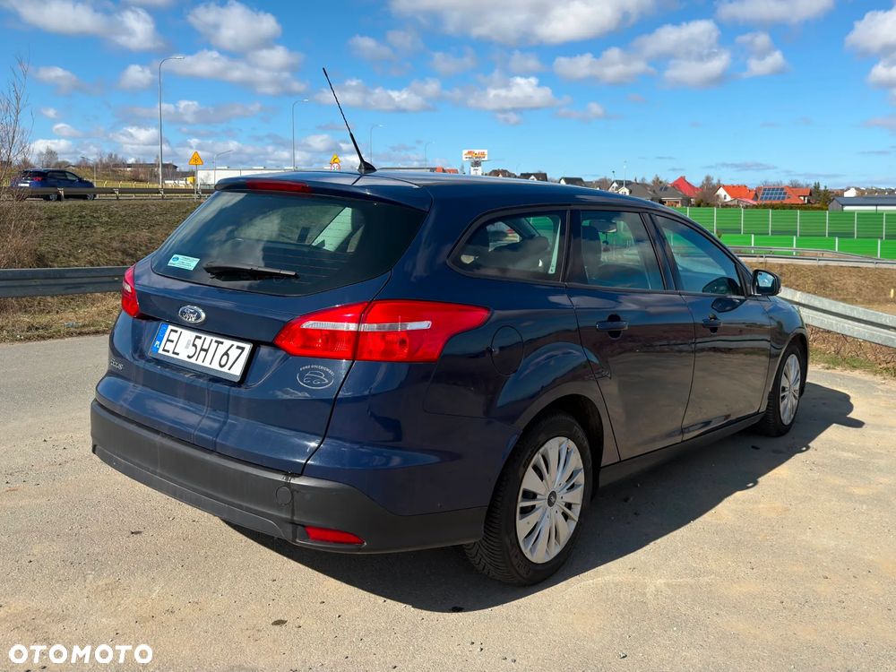 Ford Focus 1.5 TDCi Trend - 4